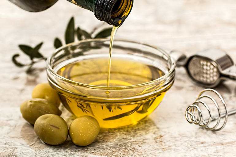 5 tips to reduce your oil intake